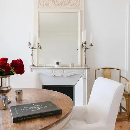 Magnifique Avec Cheminee Sur La تروفيي سور مير