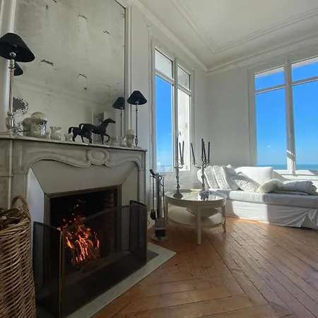 Magnifique Avec Cheminee Sur La شقة تروفيي سور مير