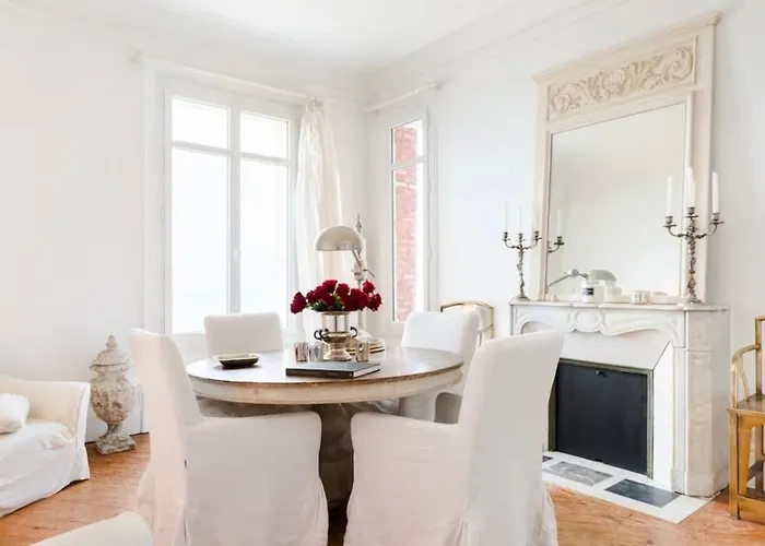 Apartment Magnifique Avec Cheminee Sur La *