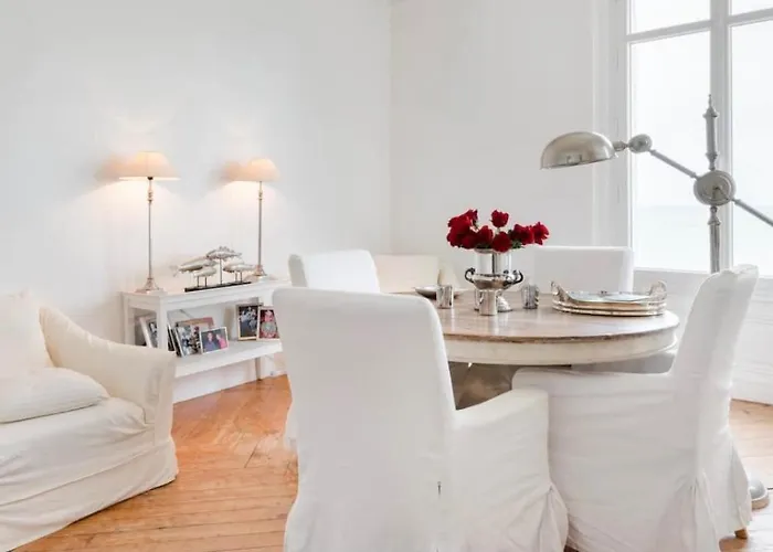 Magnifique Avec Cheminee Sur La Apartamento